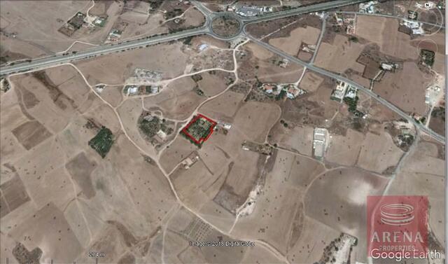 land-1-land-for-sale-in-paralimni-1.jpg
