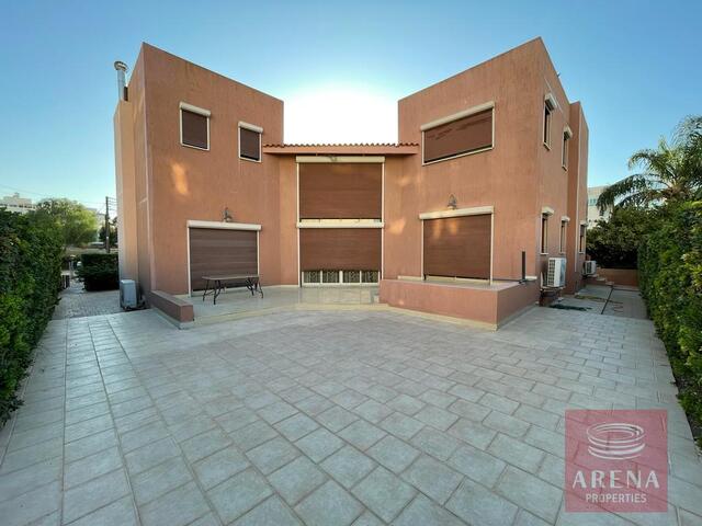 detachedHouse-1-4-bed-house-in-Sotiros-6363.jpg