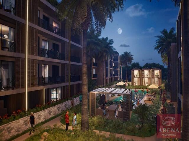 penthouse-6a33add3b0350-30.jpg