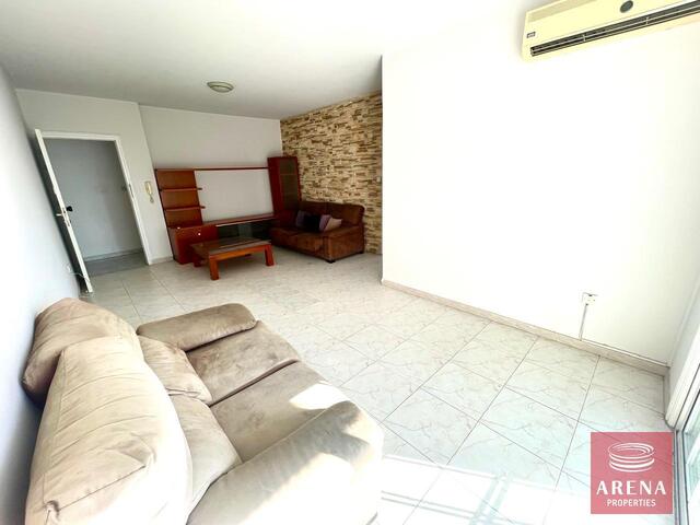 apartment-4-2-bed-apt-larnaca-9080-1.jpg