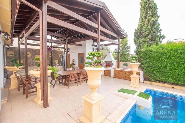detachedHouse-7-Villa-in-Paralimni-for-sale-5073.jpeg