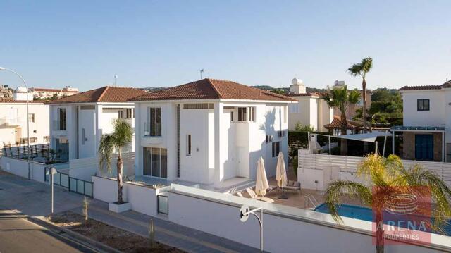 detachedHouse-2-3-bed-villa-pernera-7515-1.jpg