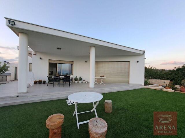 detachedHouse-69a04c31cf1a7-2.jpg