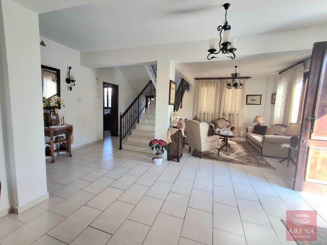 detachedHouse-12-5-BED-VILLA-KRASAS-9152.jpg