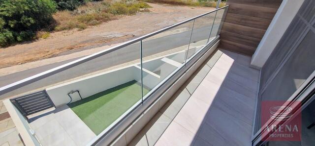 detachedHouse-69fb7755858cc-1.jpg