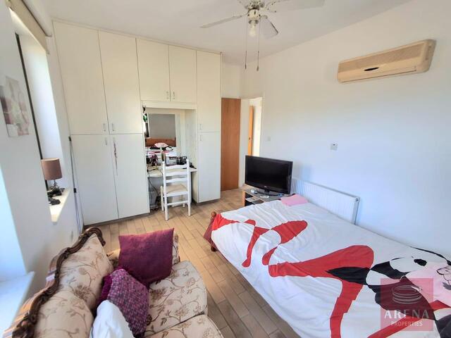 detachedHouse-24-7-BED-VILLA-KALAVASSOS-9083.jpg