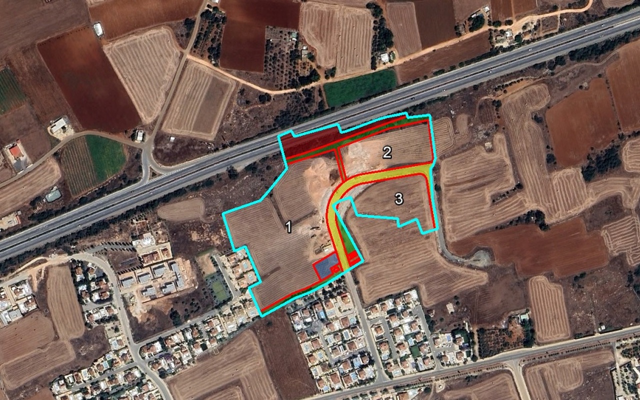 land-10MAP-10161-1.jpg