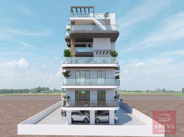 penthouse-6a43b61fb9eeb-37.jpg