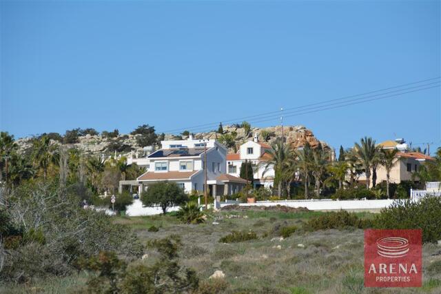 detachedHouse-19-VILLA-CYPRUS-4491.jpg