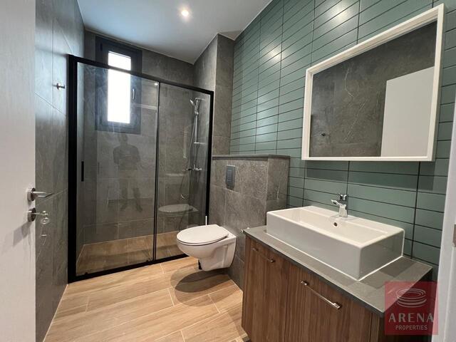 apartment-69de12e9accea-1.jpg
