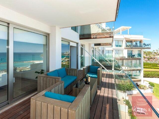 Seafront Apartment in Protaras – photo 3