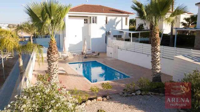 detachedHouse-4-3-bed-villa-pernera-7515-1.jpg