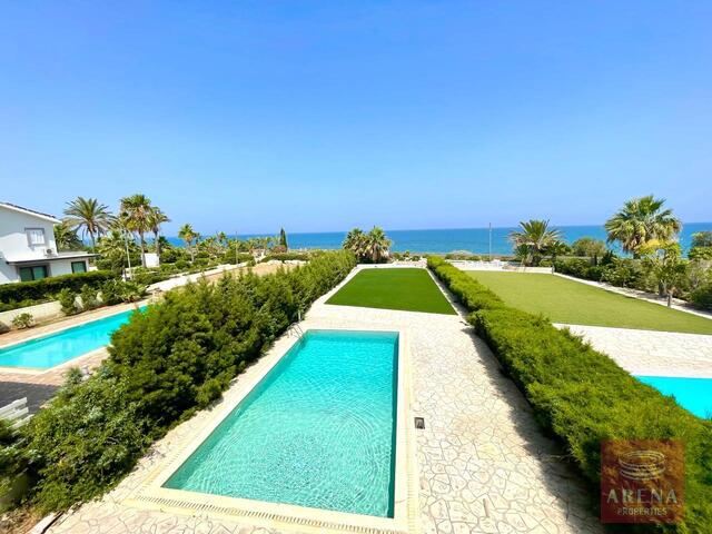 detachedHouse-26-5-BED-VILLA-IN-PERVOLIA-8296.jpg