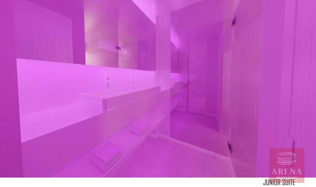 land-Junior-suite-night-3.jpg