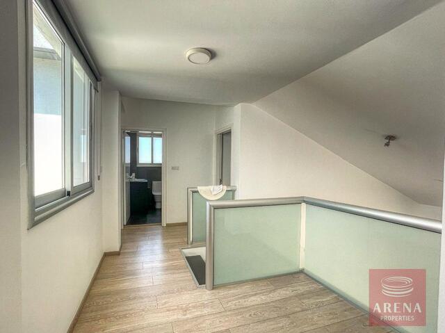 5 Bedrooms Villa in Protaras – photo 17
