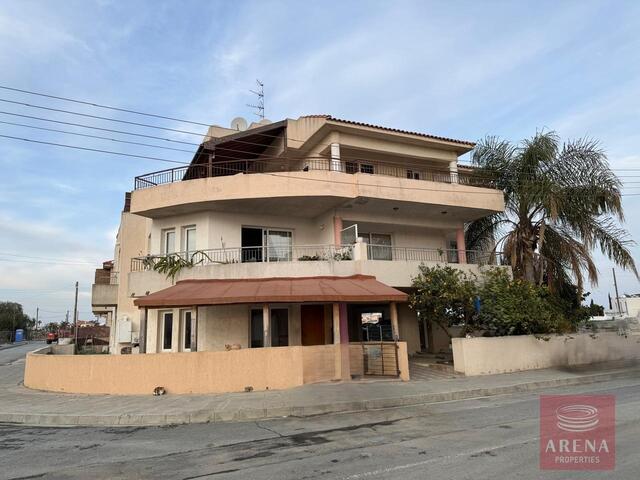 2 Bedrooms Apartment in Kiti – photo 2