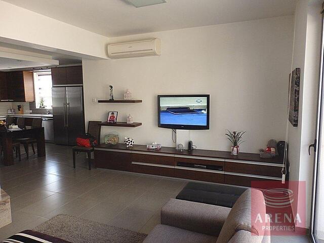 detachedHouse-3069-living-room.jpg