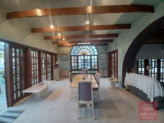 detachedHouse-17-3-BED-VILLA-IN-PYLA-7456-1.jpg