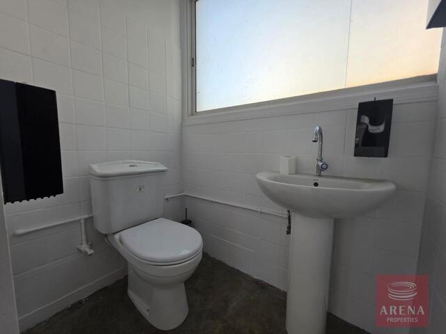 realEstateForBusiness-1-COMMERCIAL-RENT-9651-7-1.jpg