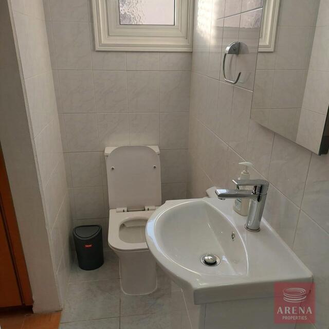 2-Bedroom Apartment for Rent in Oroklini-Dekelia Road – photo 11