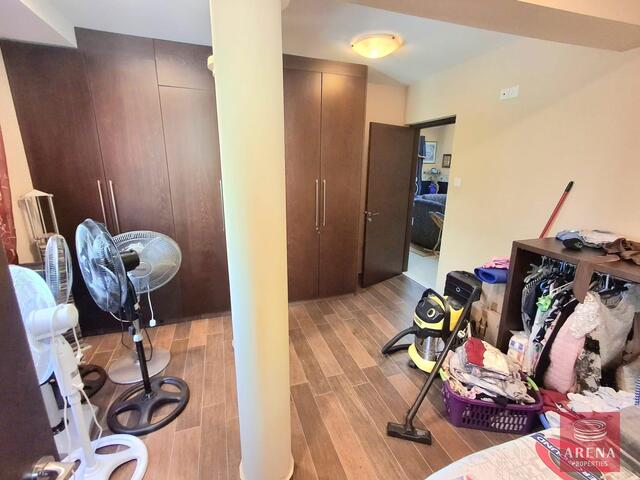 detachedHouse-32-5-BED-VILLA-LIVADIA-9182-6.jpg