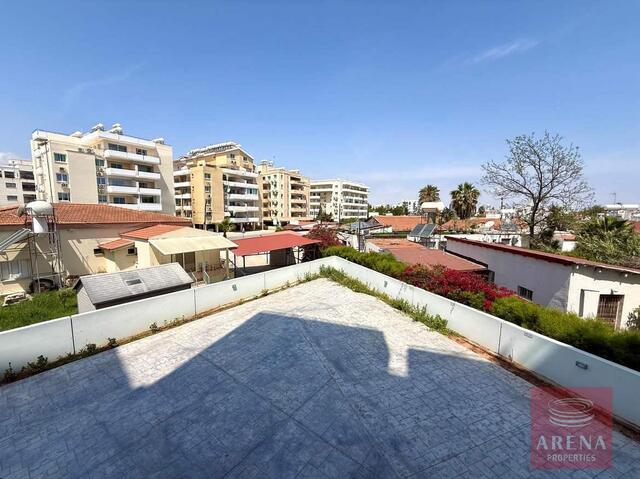 apartment-6a05b576a88ca-13.jpg