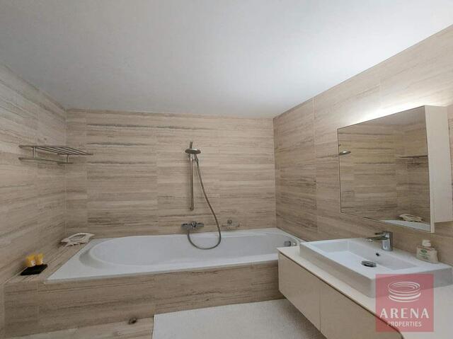 Luxury 2-Bed Apartment for Sale in Protaras – photo 22