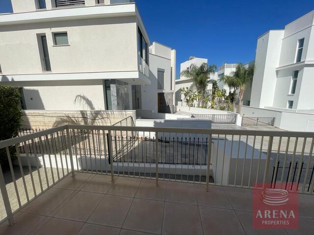 detachedHouse-6-3-BEDVILLA-IN-AYIA-TRIADA-7415.jpeg