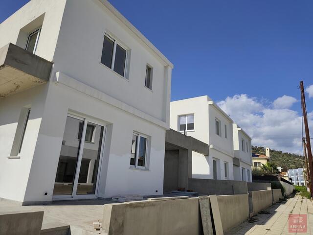 detachedHouse-69bc0810af2ef-1-scaled.jpg