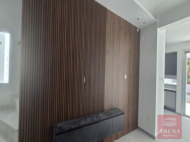 detachedHouse-6a22a265d4a2c-2.jpg