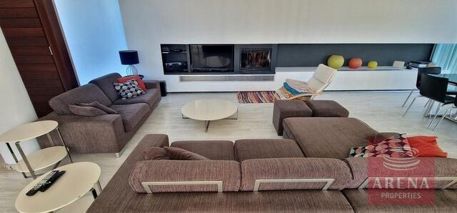bungalow-69c153798b68d.jpg