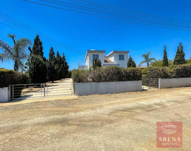 5 Bedrooms Villa in Protaras – photo 3