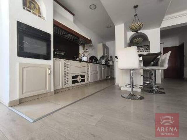 detachedHouse-69e0a15ac231b-2.jpg