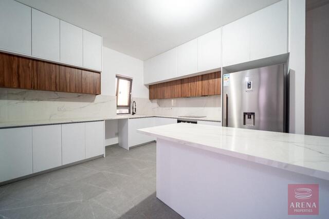 apartment-1-2-BED-PENTHOUSE-LARNACA-10425-12.jpg