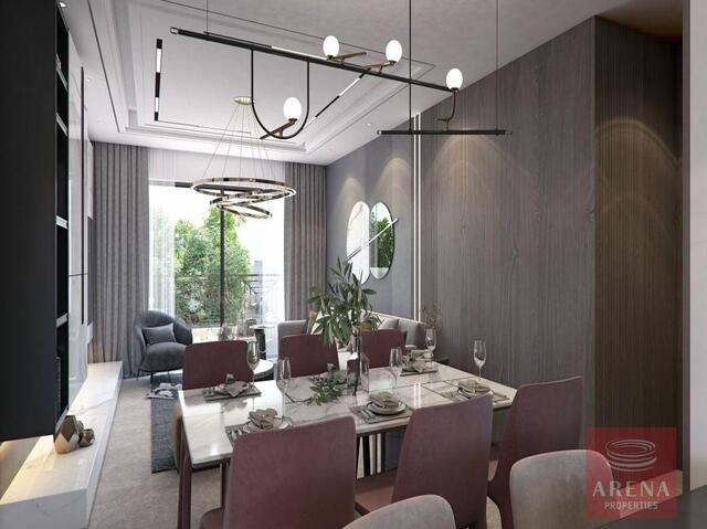 penthouse-6a390b6df06a8-24.jpg