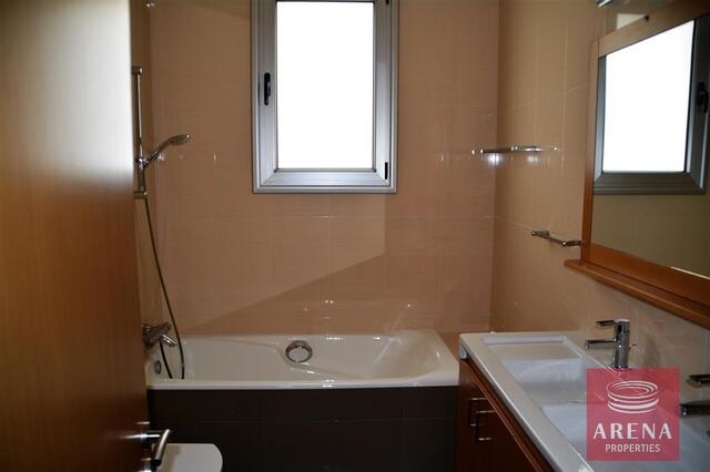 detachedHouse-24-VILLA-CYPRUS-4491.jpg
