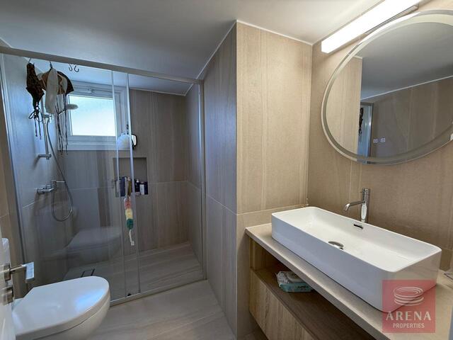 detachedHouse-69e5feca34b46-4.jpg