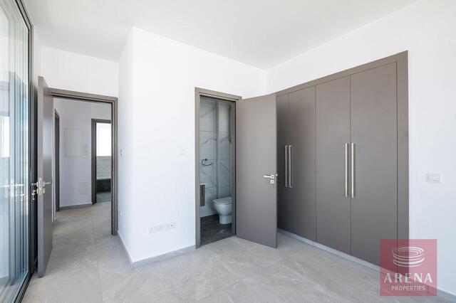 detachedHouse-6a7c25a625779.jpg