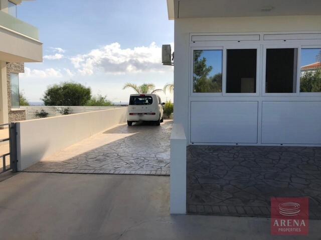 detachedHouse-6-4-BED-VILLA-IN-PARALIMNI-7728.jpg