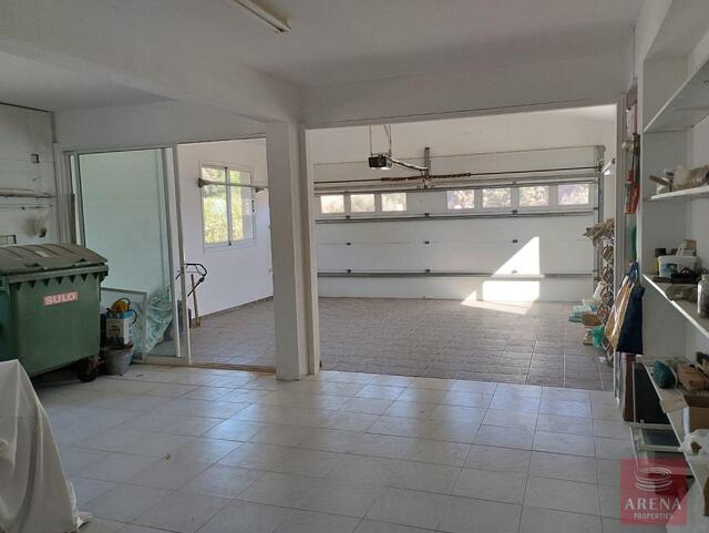 detachedHouse-30-6-BED-VILLA-KOKKINES-7499.jpeg