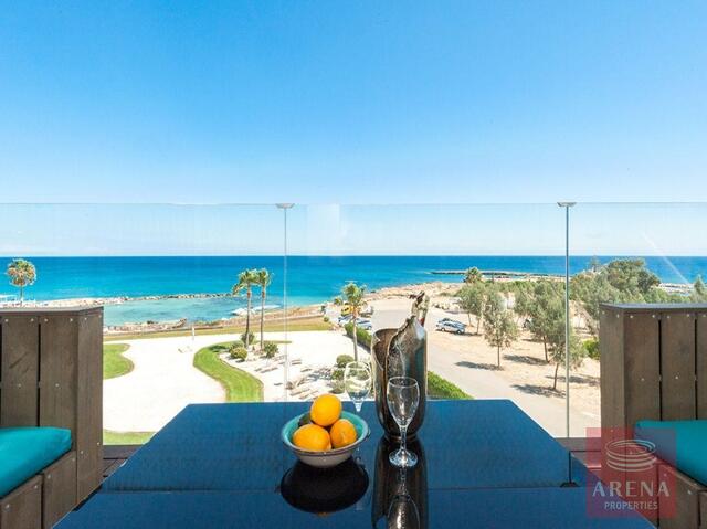 Seafront Apartment in Protaras – photo 4