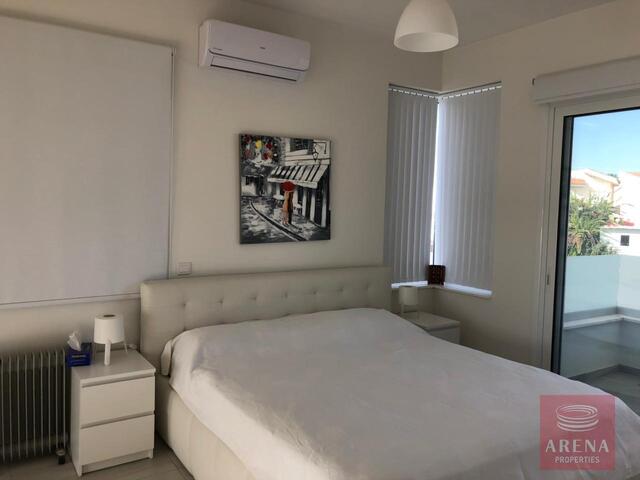 detachedHouse-20-4-BED-VILLA-IN-PARALIMNI-7728.jpg