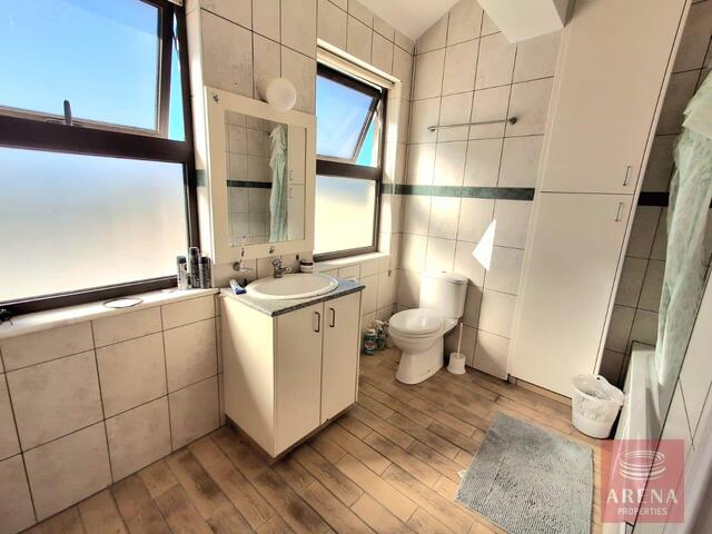 detachedHouse-39-7-BED-VILLA-KALAVASSOS-9083.jpg