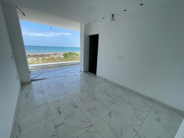 detachedHouse-1-seafront-villa-pervolia-10104-10.jpg