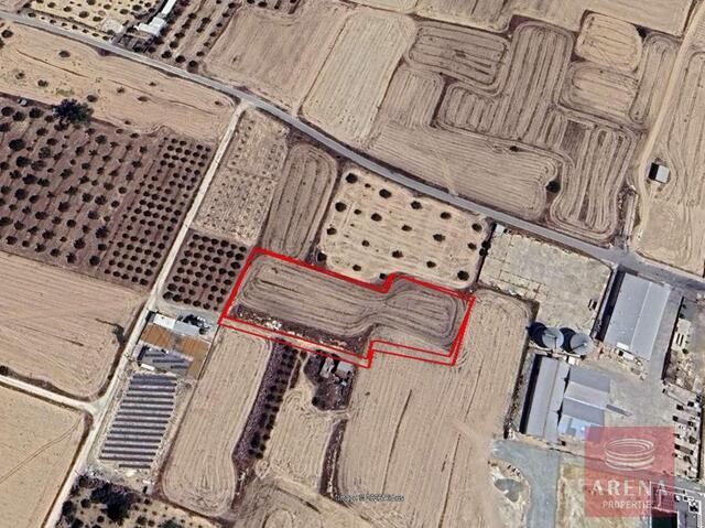 Residential Field for Sale in Athienou – photo 1