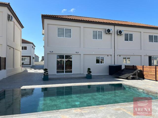 Villas for Sale in Vrysoulles – photo 1