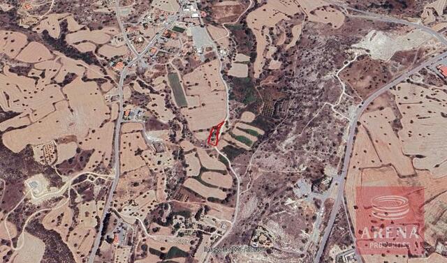 Residential Land in Tochni – photo 2