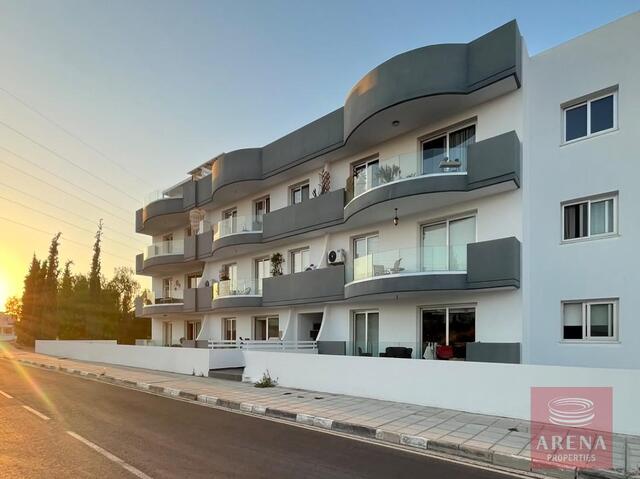 Brand-New 2-Bedroom Apartment for Resale in Aradippou – photo 2