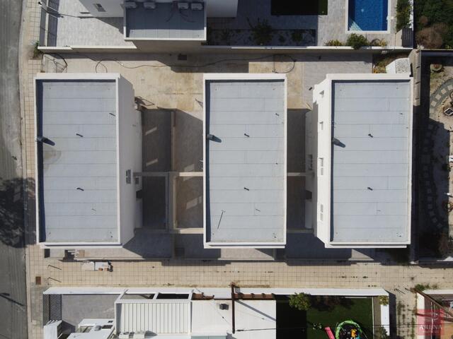 detachedHouse-69bc0810d4ca5-1-scaled.jpg
