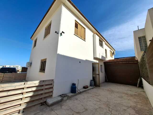 detachedHouse-1-4-BED-VILLA-IN-OROKLINI-9515-14.jpeg